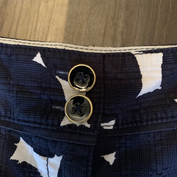 Ann‎ Taylor Loft all cotton short shorts. Worn maybe twice - Picture 2 of 5